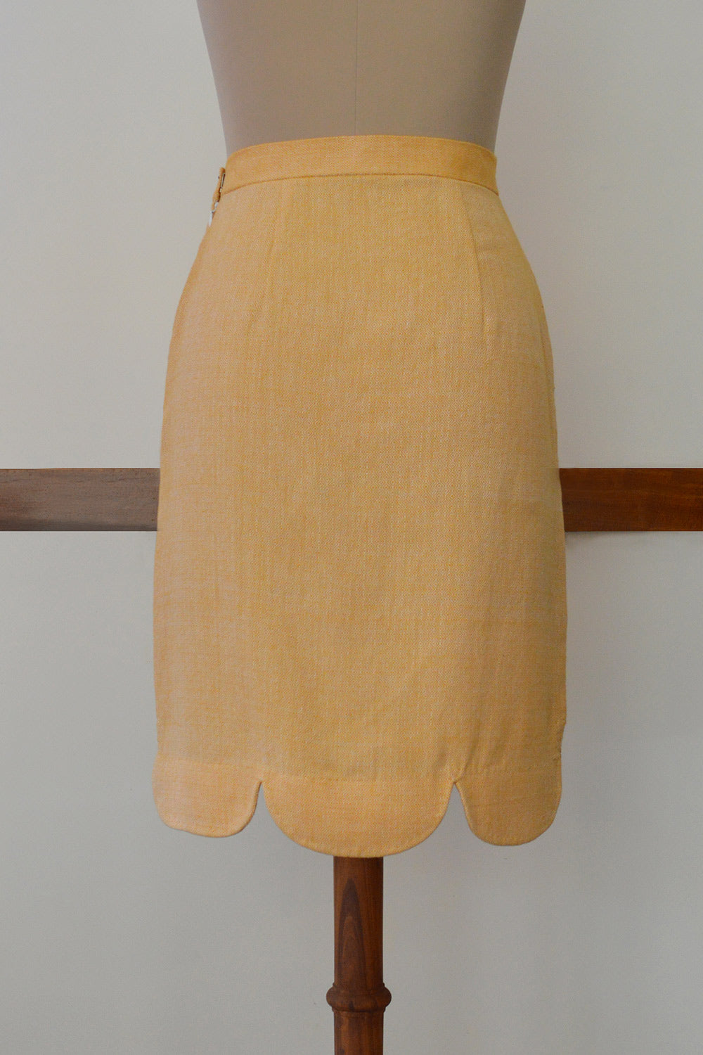 Close up front view Handwoven Scallop skirt with side zipper, designed Khumanthem Atelier