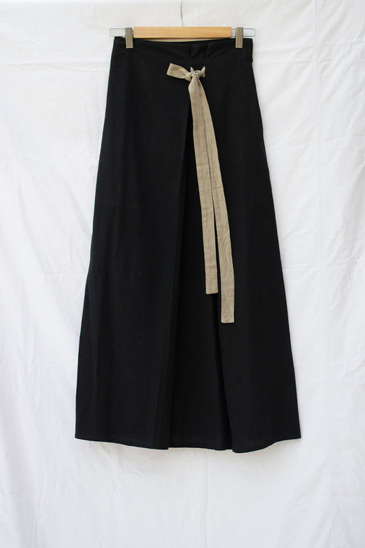 Charcoal Tie-Up Skirt
