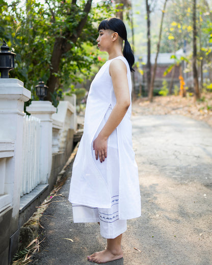 Cloud tunic