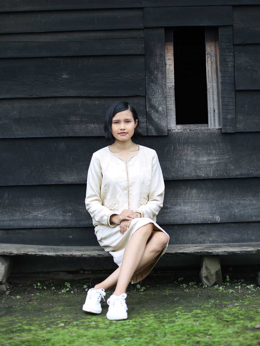 Fitted skirt  White  Ladies  HM IN