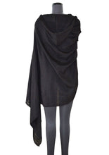 Load image into Gallery viewer, Hooded &amp; pleated black wrap with hidden zipper