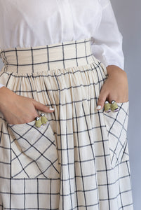 Dirndl with patch pockets